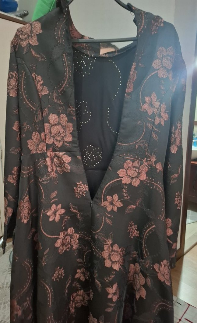 Düğmeli Vintage Uzun Kollu Kadın Abiye Elbise - Görsel 2