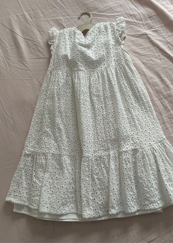 Nakışlı Fırfırlı Pamuklu Kız Elbisesi - Görsel 3