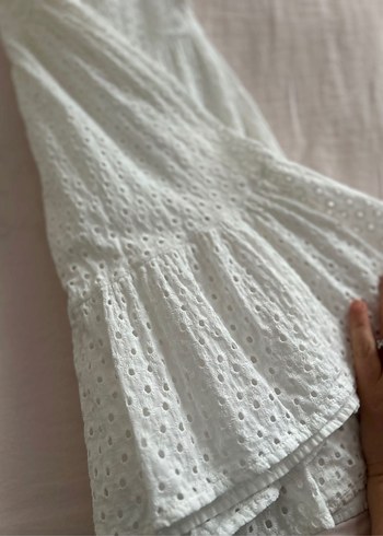 Nakışlı Fırfırlı Pamuklu Kız Elbisesi - Görsel 5