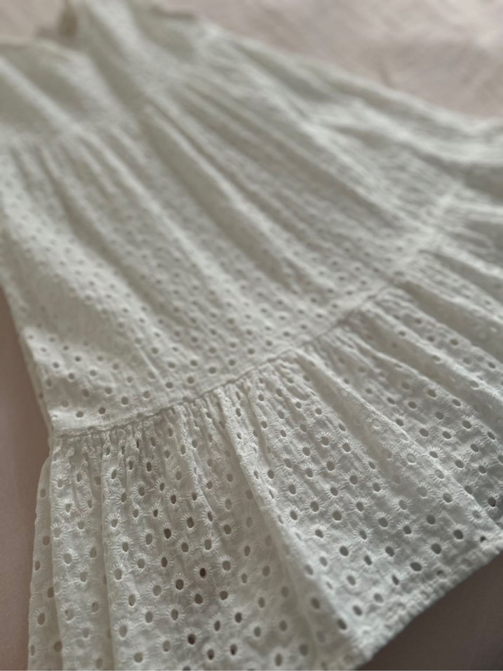 Nakışlı Fırfırlı Pamuklu Kız Elbisesi - Görsel 4