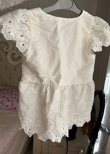 Beyaz Nakışlı Kız Elbisesi, Düğmeli, bisikletYaka - Görsel 7