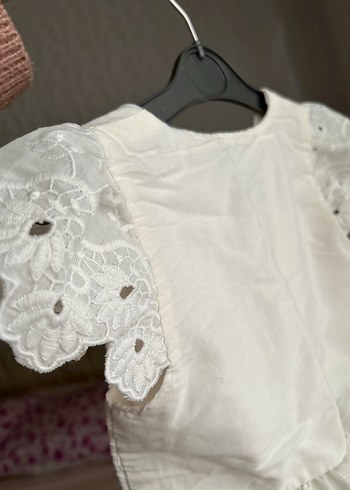 Beyaz Nakışlı Kız Elbisesi, Düğmeli, bisikletYaka - Görsel 4