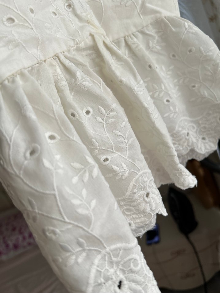 Beyaz Nakışlı Kız Elbisesi, Düğmeli, bisikletYaka - Görsel 3