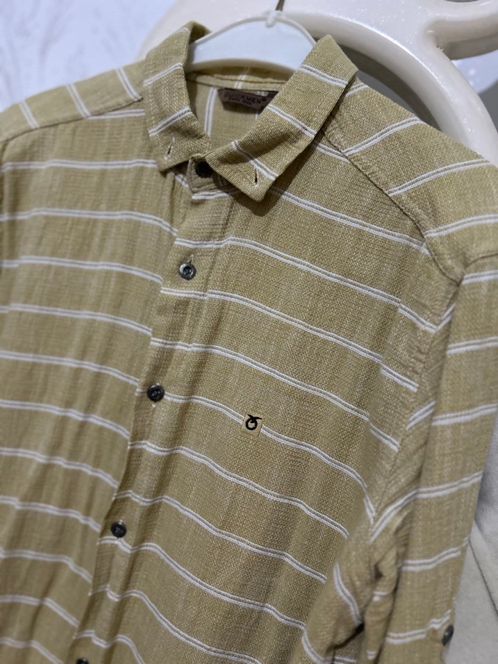Hasır rengi  Erkek Keten Gömlek, Uzun Kollu, Düğmeli - Görsel 4