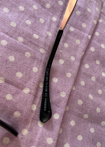 Şeffaf Siyah Gri Minimalist Kadın Gözlüğü - Görsel 3