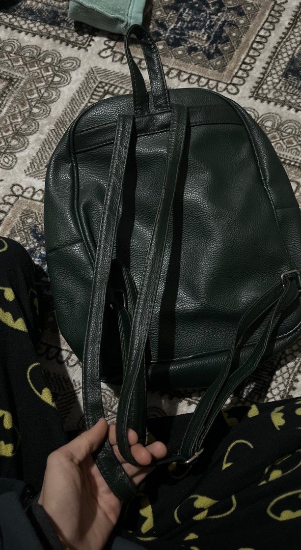 Siyah Yılan Desenli Deri Kadın Sırt Çantası - Görsel 4