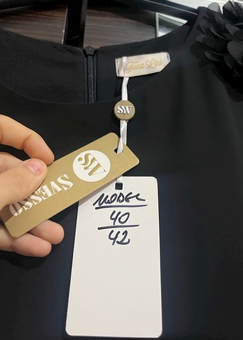 Siyah Zincir Detaylı Uzun Kadın Elbise - Görsel 4