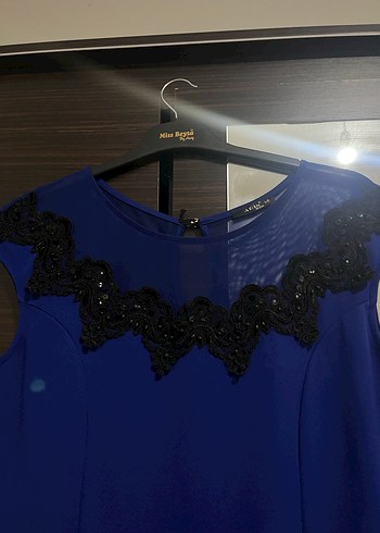 Lacivert Uzun V Yaka Kadın Abiye Elbise - Görsel 3