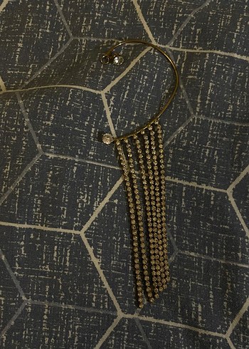 Zincir Detaylı Uzun Altın Küpe - Görsel 3