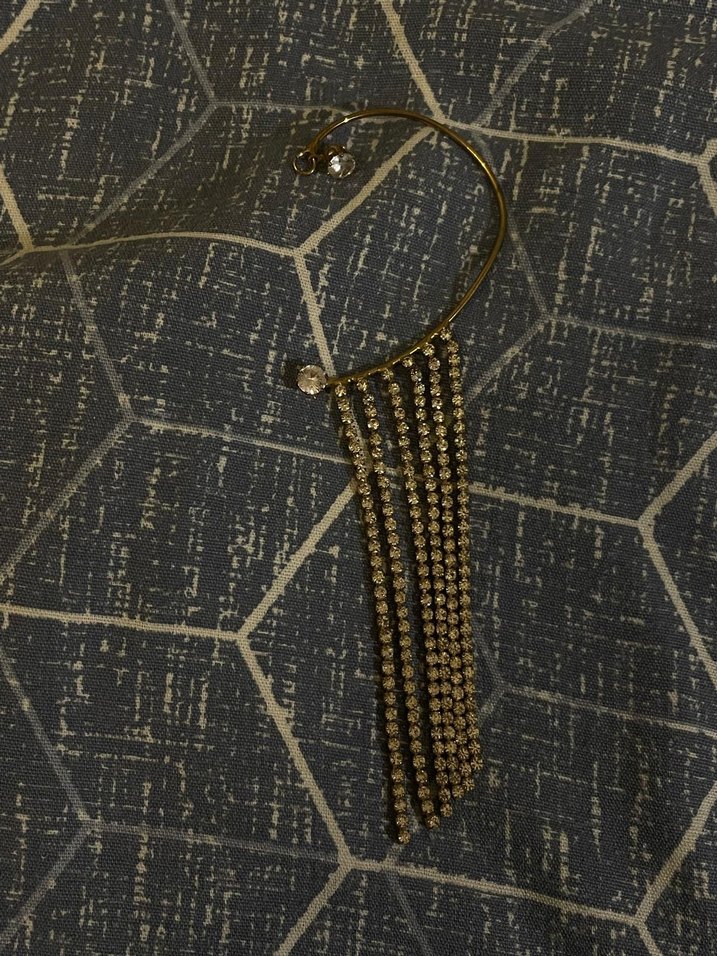 Zincir Detaylı Uzun Altın Küpe - Görsel 3