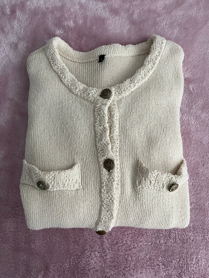 Düğmeli Beyaz Bohem Kadın Hırka - Görsel 2