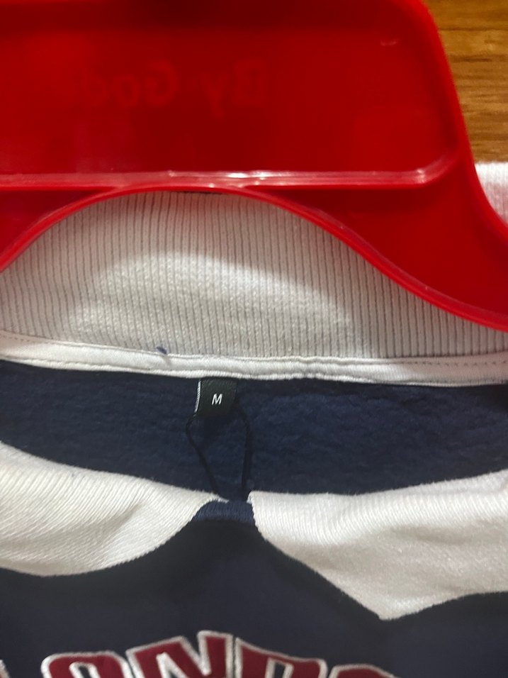 Kadın Lacivert Nakışlı Sweatshirt - Görsel 2