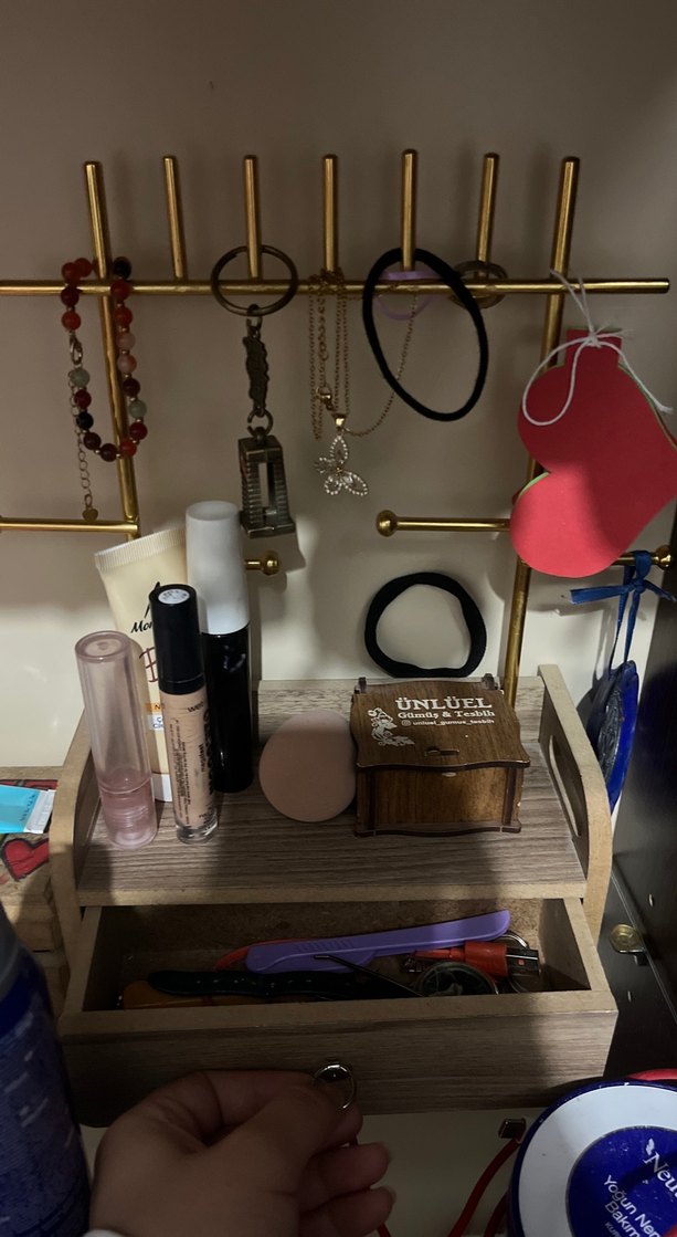 Altın Renkli Metal Takı ve Makyaj Organizeri - Görsel 3