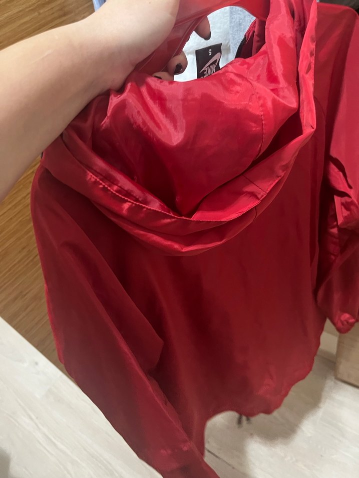 Parlak Kırmızı Fermuarlı Kadın üst - Görsel 3