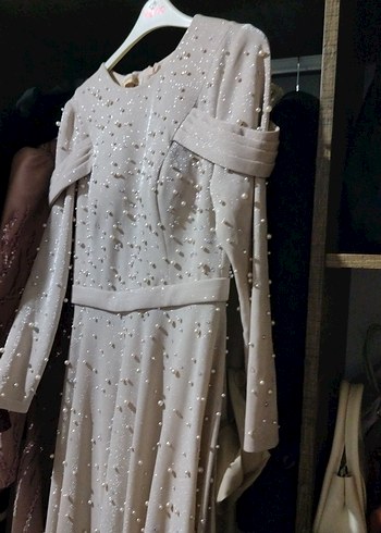 İnci İşlemeli Uzun Kollu Abiye Elbise - Görsel 4