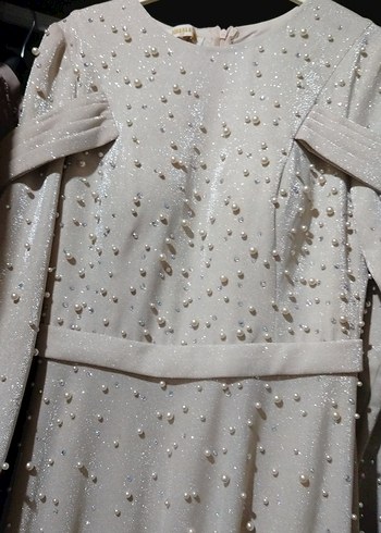 İnci İşlemeli Uzun Kollu Abiye Elbise - Görsel 2