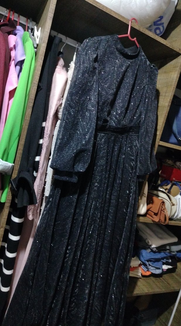 Uzun Siyah Pileli Gotik Kadın Elbise - Görsel 2