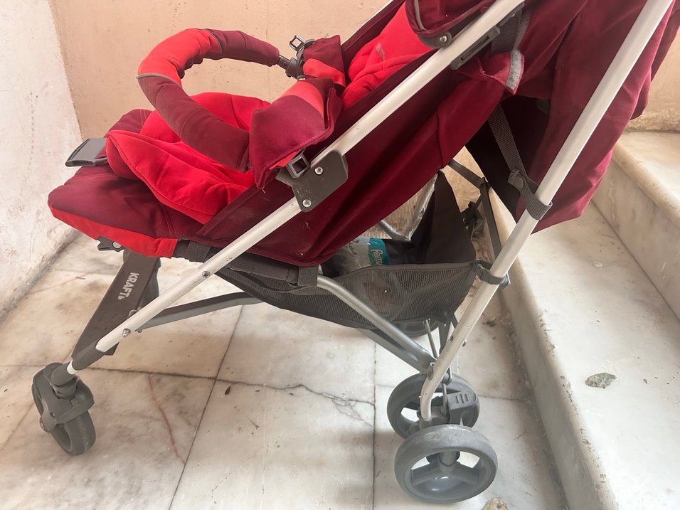 Kraft Kırmızı Bebek Arabası - Görsel 5