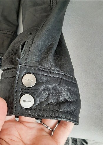 38 Beden siyah Renk Bershka Gerçek Deri Ceket