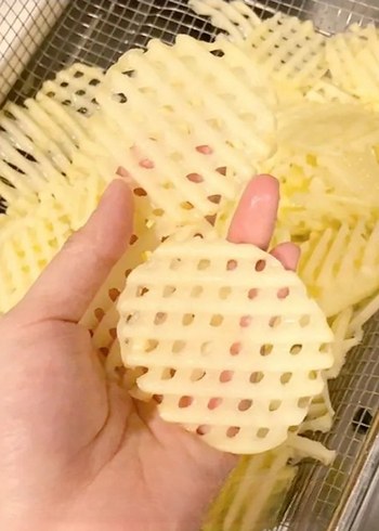 Turuncu Dilimleyici ile Dalgalı Patates Dilimleyici - Görsel 3