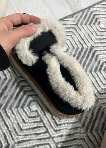 Tüylü Detaylı Kadın Beyaz Platform Bot - Görsel 4