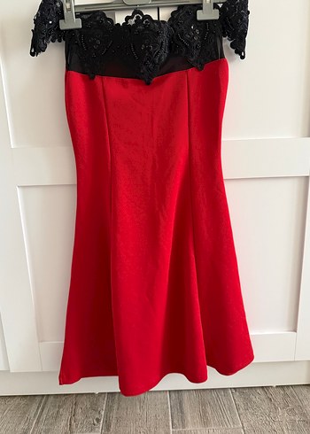 Drapeli Straplez Kırmızı Gotik Midi Elbise - Görsel 2