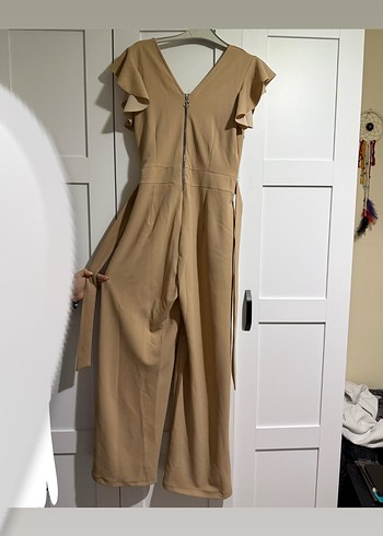 Bej Uzun Boy Dökümlü Kadın Tulum - Görsel 2