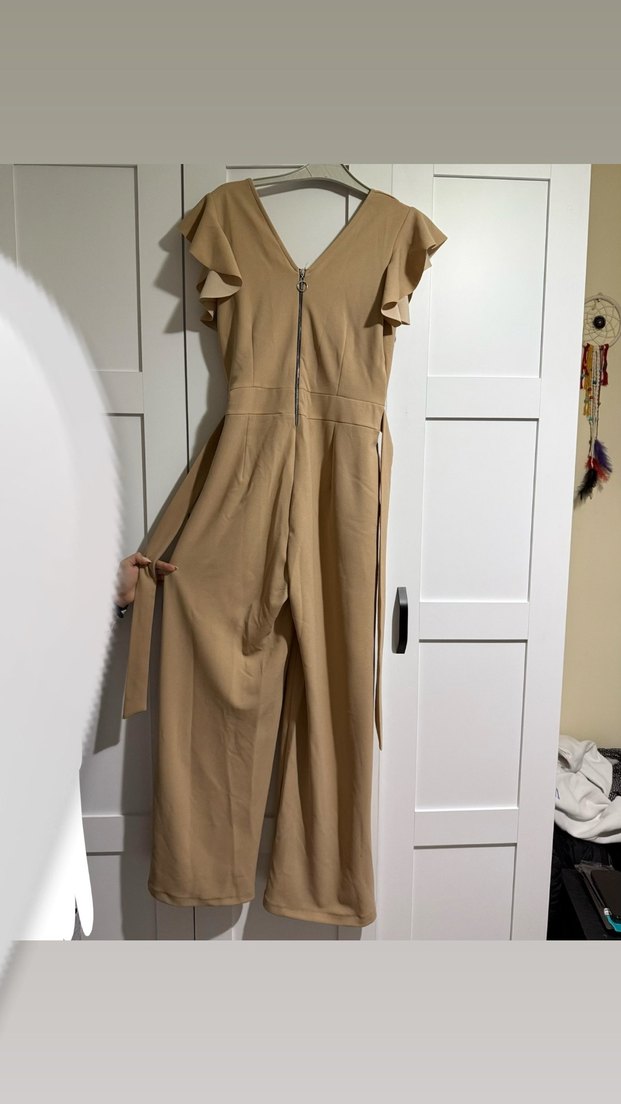 Bej Uzun Boy Dökümlü Kadın Tulum - Görsel 2