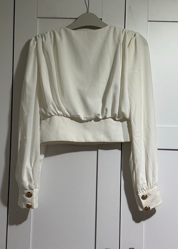 Düğmeli Beyaz V Yaka Şifon Bluz - Görsel 3