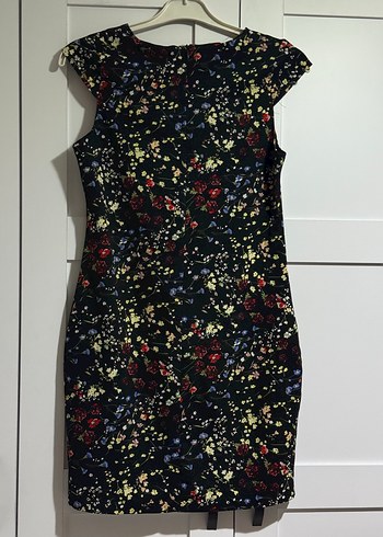 Desenli V Yaka Midi Kadın Elbise - Görsel 3