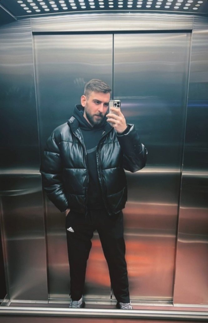 Erkek Siyah Deri Puff Mont, Bershka Oversıze M/L - Görsel 2