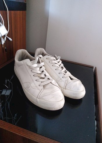 Beyaz Minimalist Erkek Spor Ayakkabı - Görsel 3