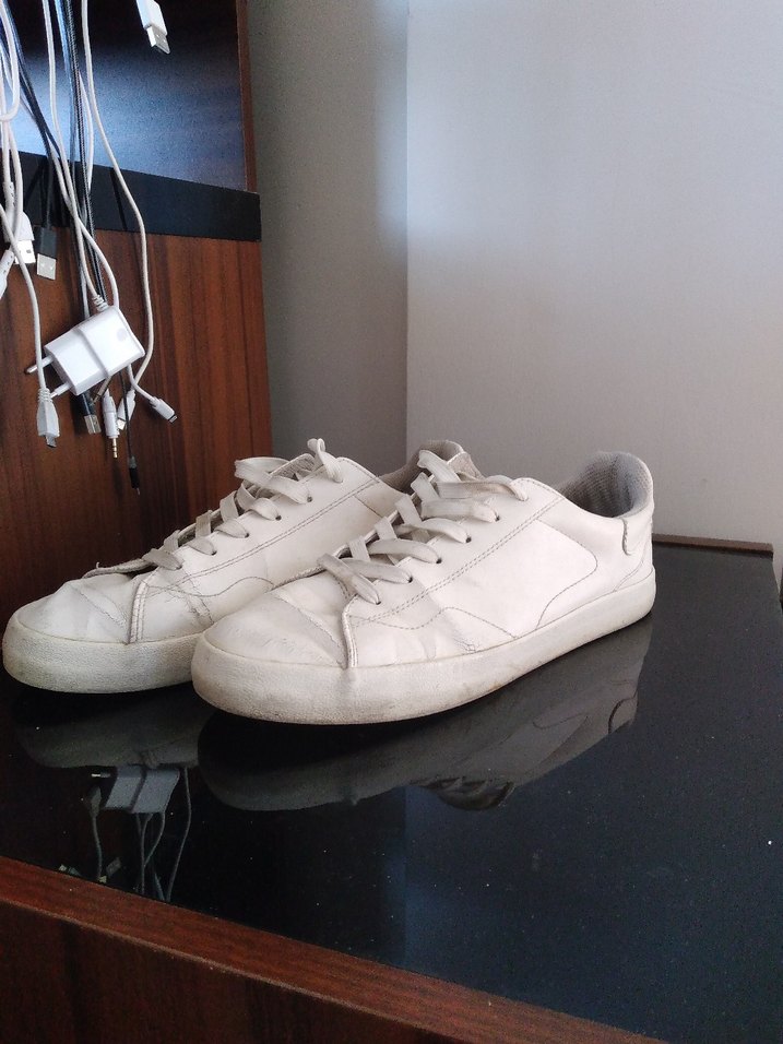 Beyaz Minimalist Erkek Spor Ayakkabı - Görsel 2