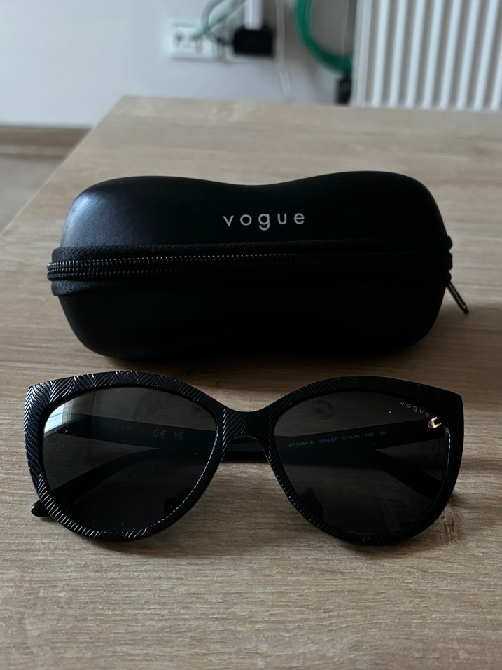 Klasik Siyah Vogue Gözlük + Kutu - Görsel 2
