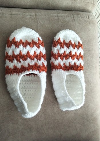 Beyaz ve Kahverengi Kız Patiği - Görsel 3