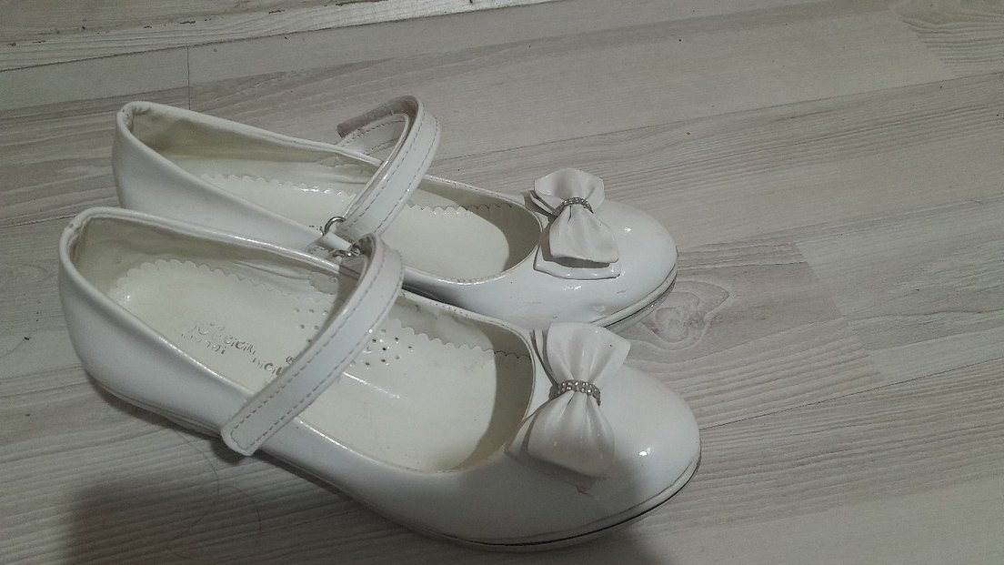 Kız Çocuk Beyaz Fiyonk Detaylı Babet - Görsel 2