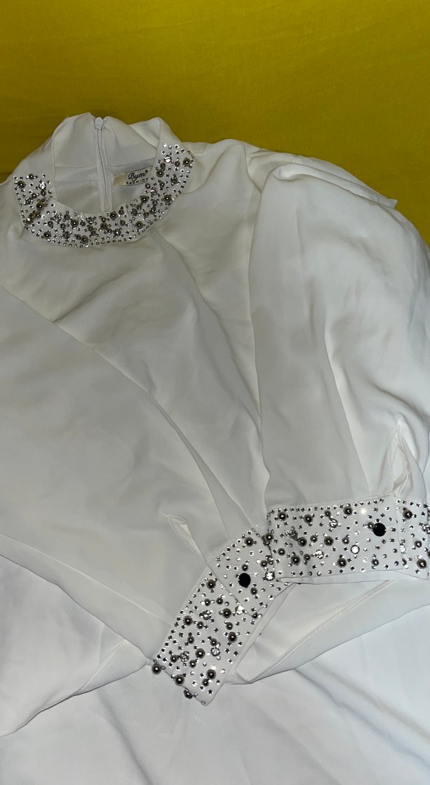 Beyaz tasli tunik - Görsel 2