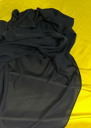 Kadın Siyah Saten Şal - Görsel 2