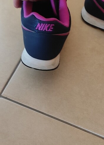 38,5 Beden lacivert Renk Nike orjinal