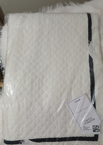 H&M siyah Detaylı Beyaz  tek kişilik Yatak Örtüsü - Görsel 3