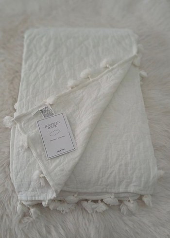 H&M Kapitone  Parlak Beyaz yatak Örtüsü - Görsel 4