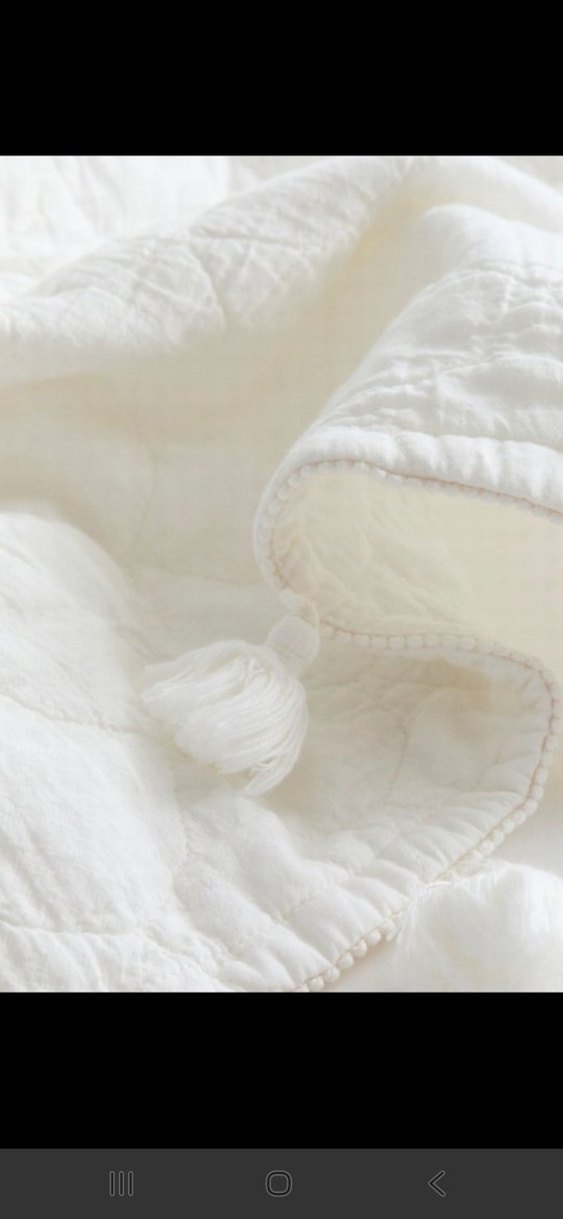 H&M Kapitone  Parlak Beyaz yatak Örtüsü - Görsel 3