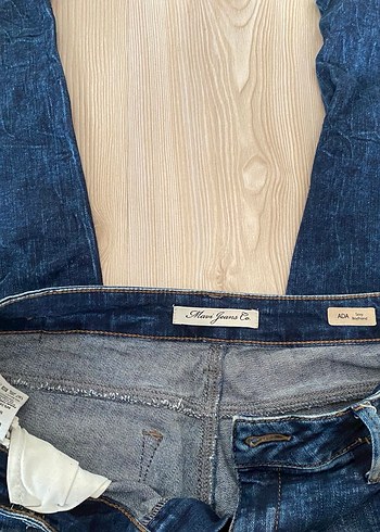 Kadın Mavi Loose Fit Yırtık Kot Pantolon - Görsel 4