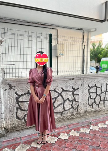Pembe Parlak Saten Kemerli Uzun Elbise - Görsel 2