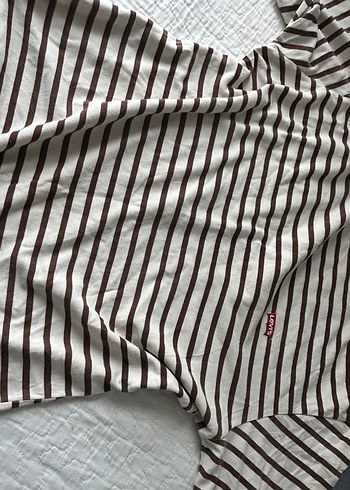 levis kahverengi cizgili,oversize tişört - Görsel 2