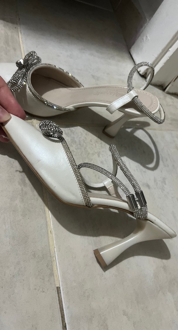 Beyaz Taşlı Tokalı Stiletto Kadın Abiye Ayakkabı - Görsel 3