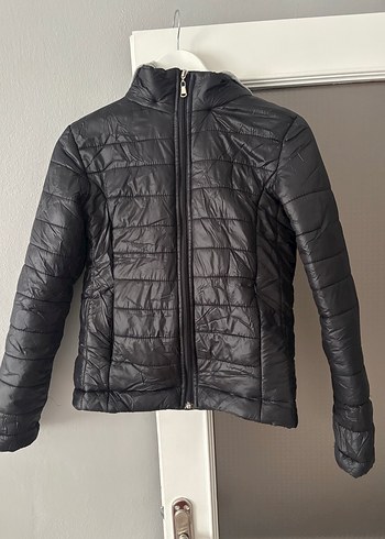 Gri Kapüşonlu Fermuarlı Kadın Mont - Görsel 4