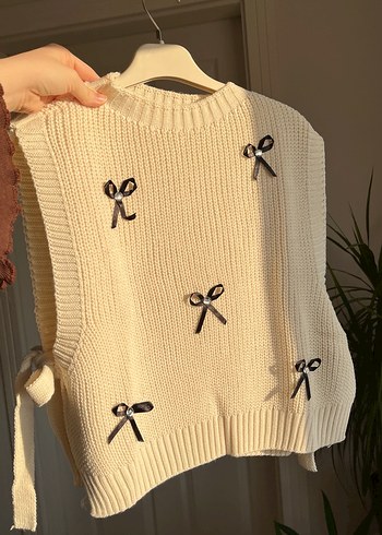 Nakışlı Beyaz Kadın Triko Süveter - Görsel 2