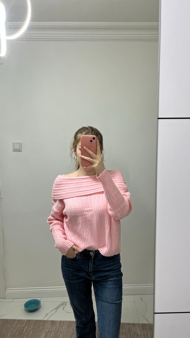 Pembe madonna yaka Triko Kadın Kazak - Görsel 3