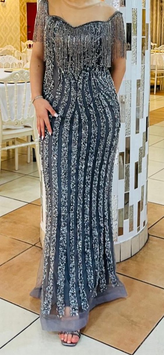 İşlemeli V Yaka Uzun Abiye Elbise - Görsel 4